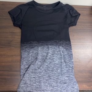 Lululemon shirt